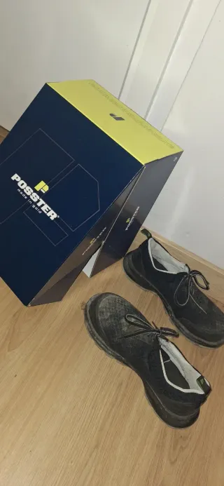 Zapatillas Posster Talla 41 + Guantes