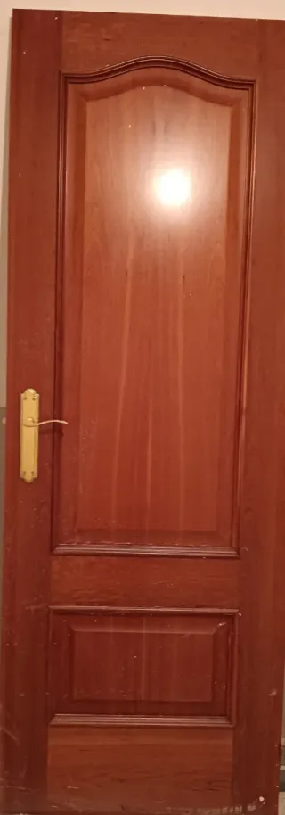 Puerta maciza cerezo