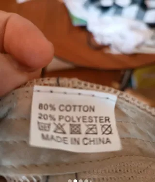 Gorra Cactus Bordado Algodón Roja y Azul.