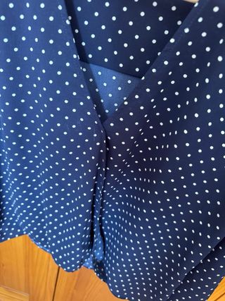 Camisa azul lunares talla 38