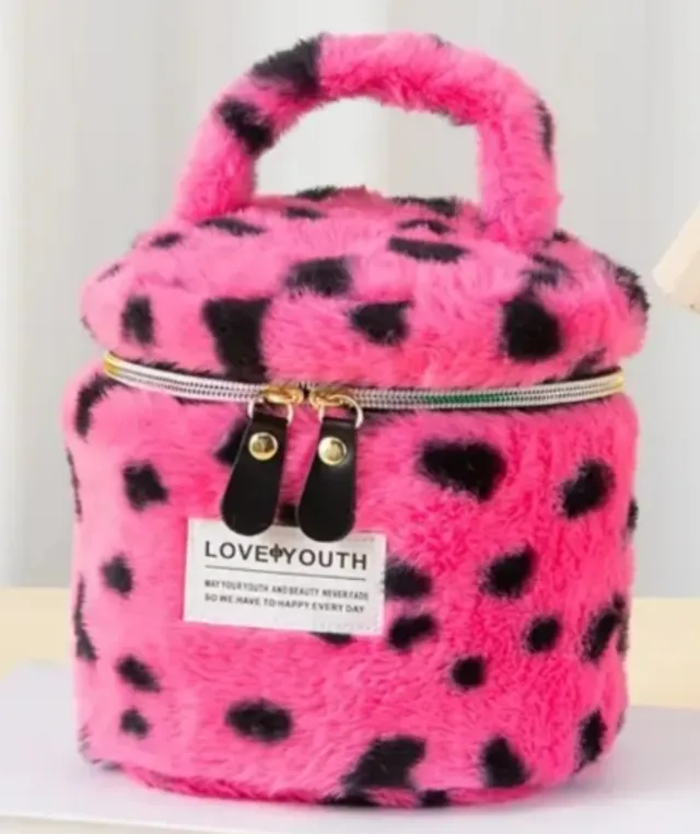 Neceser de pelo leopardo