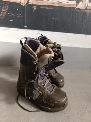 Botas de Snowboard Marrones y Grises
