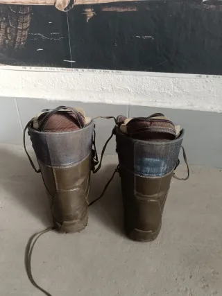 Botas de Snowboard Marrones y Grises