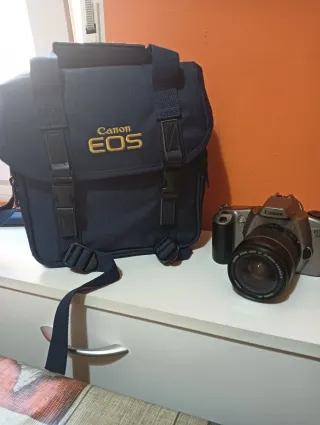 Cámara Canon EOS 3000 EF 28-80mm