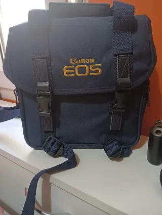 Cámara Canon EOS 3000 EF 28-80mm