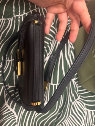 Bolso Loewe Negro y Dorado