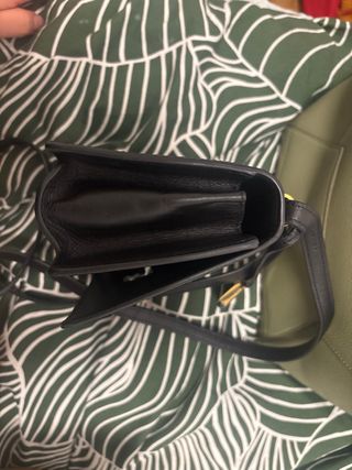 Bolso Loewe Negro y Dorado