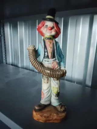 Figura cerámica payaso con acordeón