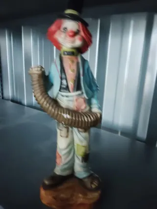 Figura cerámica payaso con acordeón