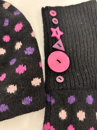 Conjunto Gorro y Guantes Lunares