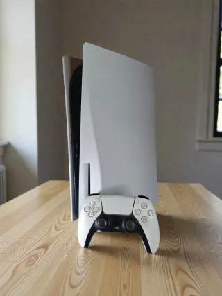 Consola PS5 CD Sony Blanca + Mando