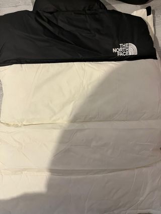 Abrigo Blanco y Negro