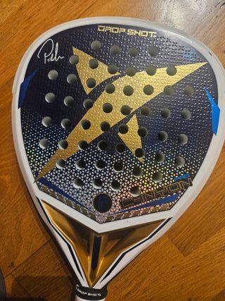 Pala de pádel canyon pro EVA Pro en buen estado.