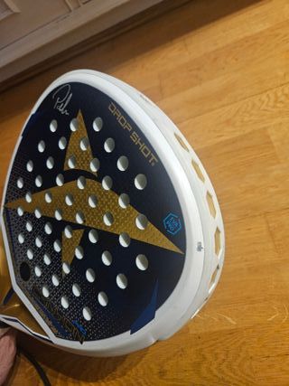 Pala de pádel canyon pro EVA Pro en buen estado.