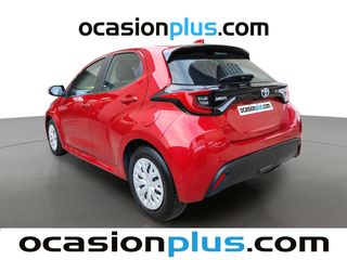 Toyota Yaris 120H Business Plus 85 kW (116 CV)