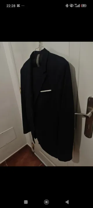 Se vende traje zara talla 50 equivale a M.