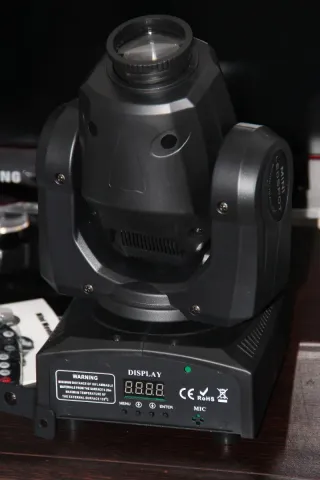 4 teste Mobile LEDSPOT 150w Luna DJ Capodanno