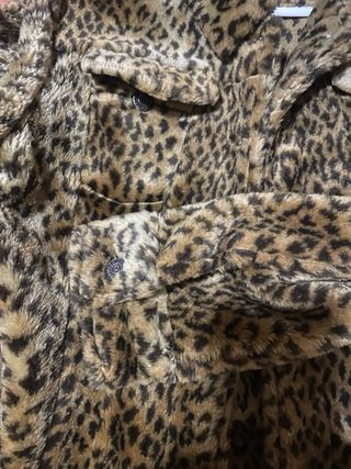 Cazadora animal print beige y marrón