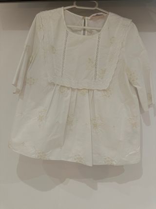 Blusa blanca bordada