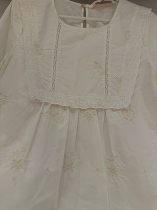 Blusa blanca bordada