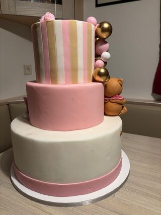 Torta scenografica rosa battesimo/compleanno