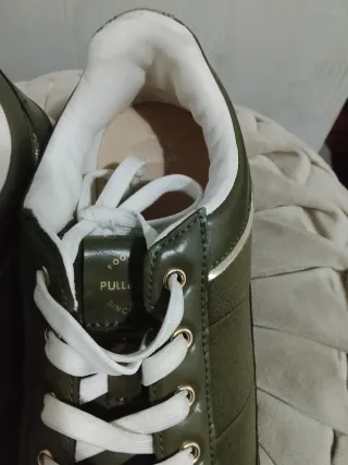 Zapatillas Pull&Bear verde militar talla 37