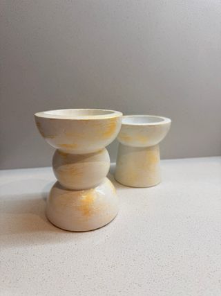 Portacandele in legno bianco e dorato