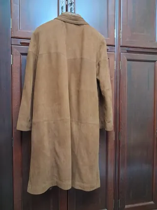 Abrigo de piel marrón