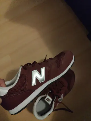 Zapatillas New Balance granates