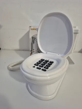 Telefono fisso a forma di water nuovo