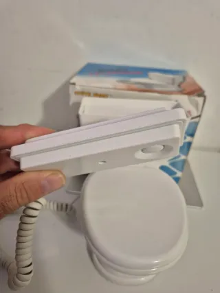 Telefono fisso a forma di water nuovo