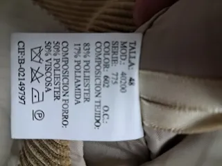 Chaqueta de pana beige