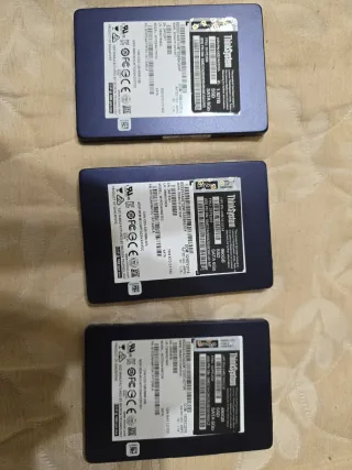 SSD Lenovo ThinkSystem 2-2TB 5-1TB 2-480GB tot 9pz