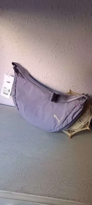 Riñonera Puma Morada y Plateada