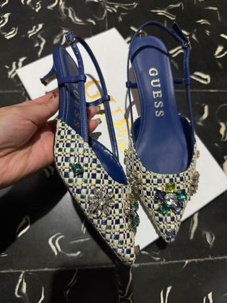 Zapatillas Guess Kitten Tacón Bajo Pedrería