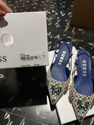 Zapatillas Guess Kitten Tacón Bajo Pedrería