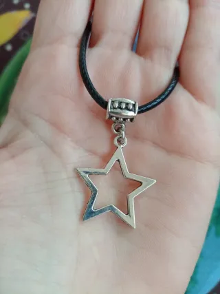 Colgante gargantilla estrella plateada