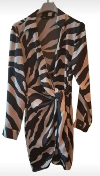 Vestido Zara estampado cebra