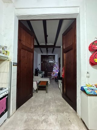 Puerta madera maciza