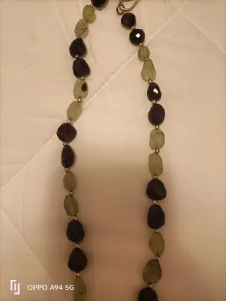 Collana pietre verdi e viola