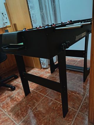 Futbolín casi nuevo