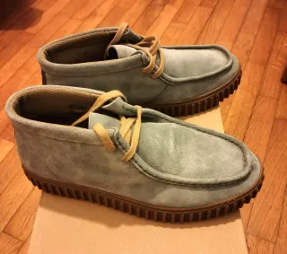 Scarpa NUOVA uomo scamosciata