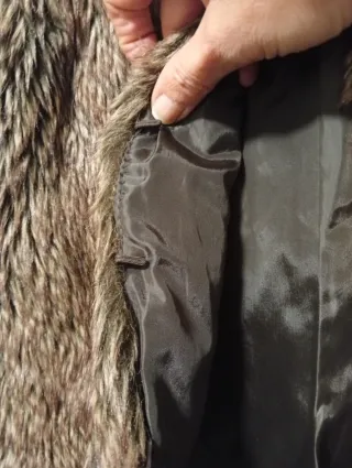 Chaleco de pelo marrón