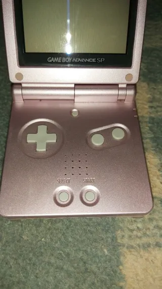 Consola Game Boy Advance SP Rosa + Cargador