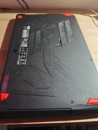 Portátil Asus ROG Strix GL553VE