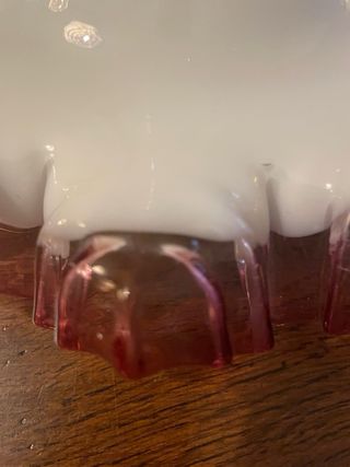 Paralume vintage vetro bianco e rosa