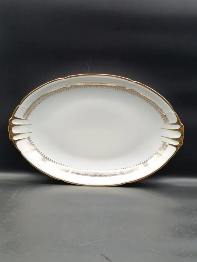 Vassoio in porcellana Vierzon Limoges