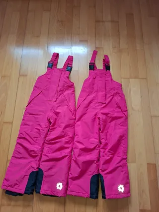 2 Trajes de esquí rosas T. 110-116