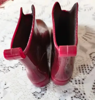 Botas de agua rojas. Recoger Navalmoral de la Mata