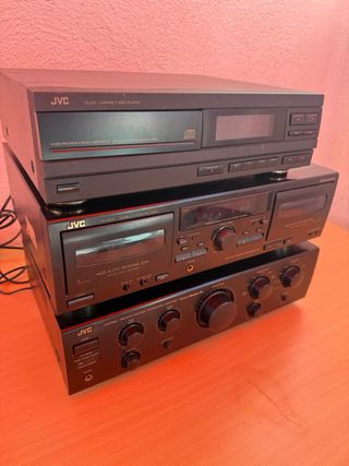 Amplificador JVC AX-R562